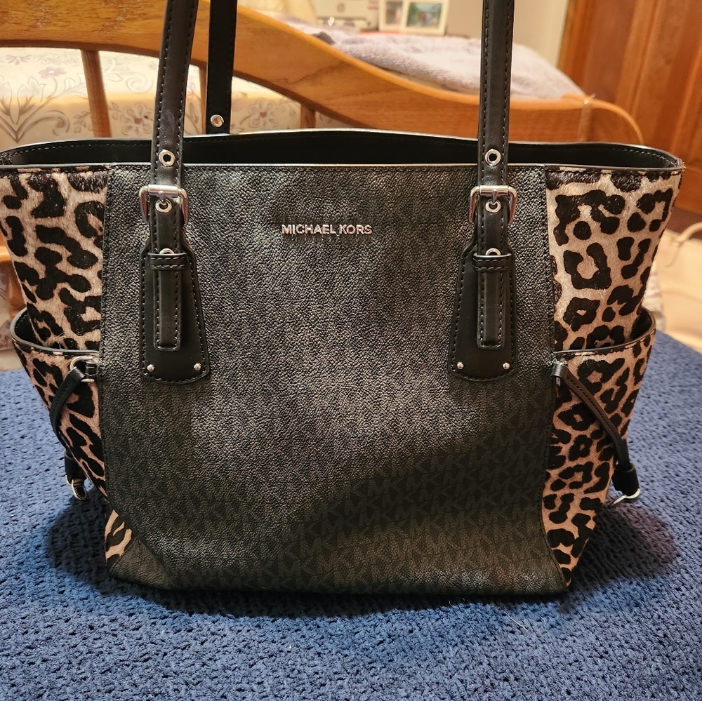 Michael Kors Tote
